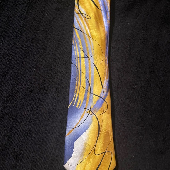 Fantastic J. Garcia Men’s Neckie. - Picture 4 of 5